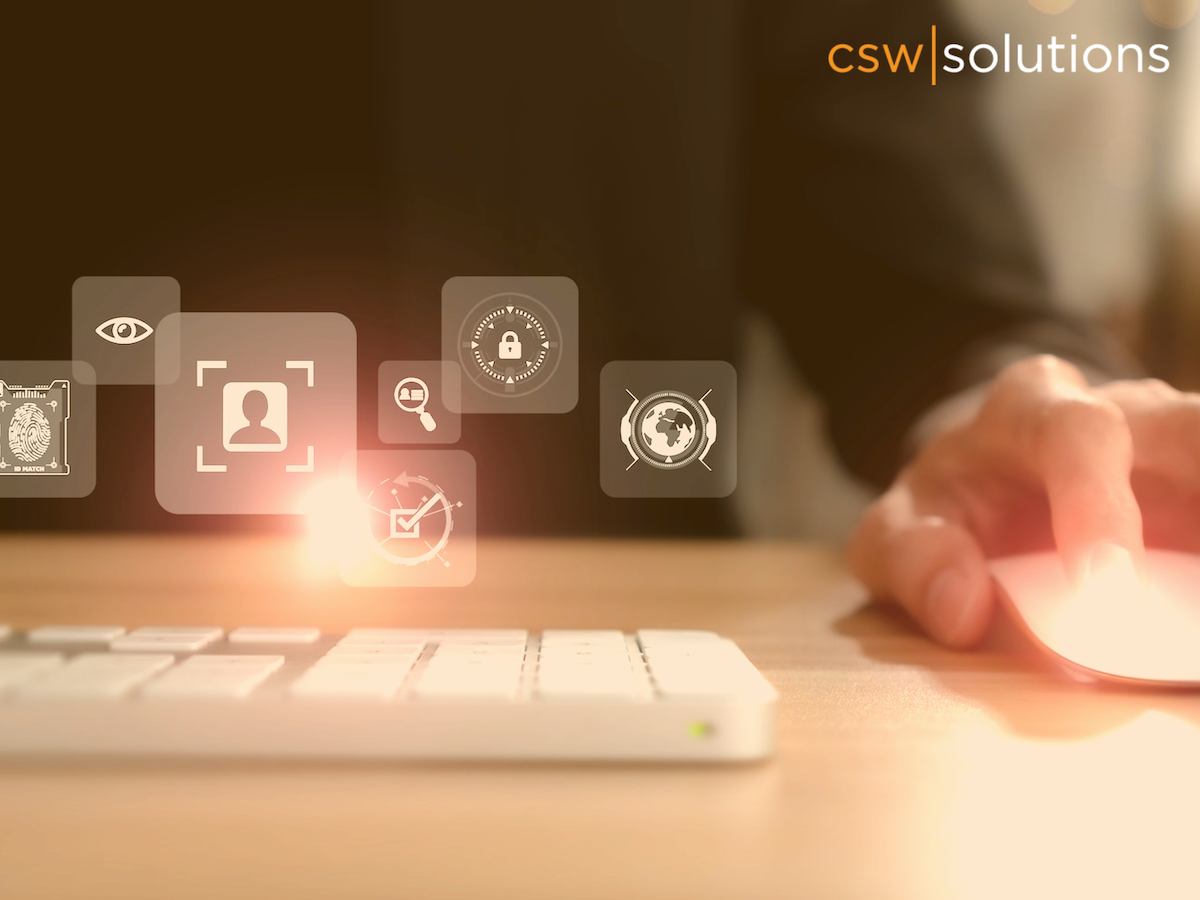 person using a mouse and keyboard depicting software discovery using small visualizations.  